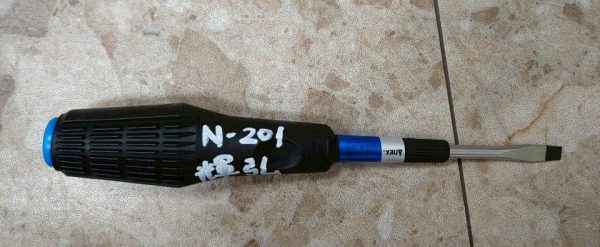 N-201 絕緣一字起子：圖片 2