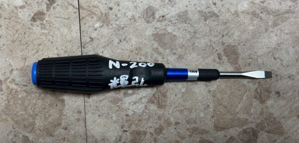 N-200 絕緣一字起子：圖片 2