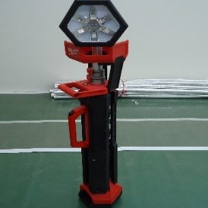 A-001 米沃奇- LED三腳工作燈